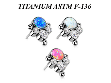 Вставка из титана с кластером из страз и опала