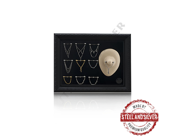 Дисплей для украшений для груди Steel and Silver в рамке